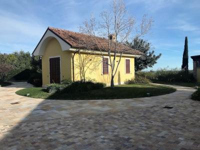 Villa in Vendita a Acquaviva Picena #25