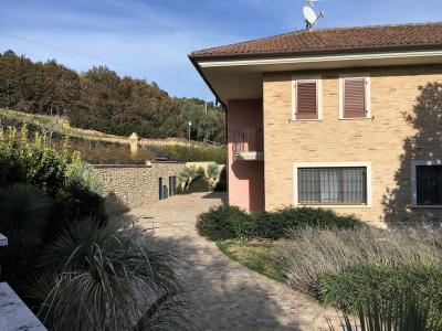 Villa in Vendita a Acquaviva Picena #32