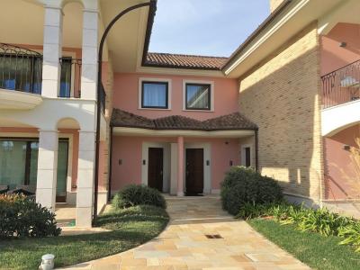 Villa in Vendita a Acquaviva Picena #33