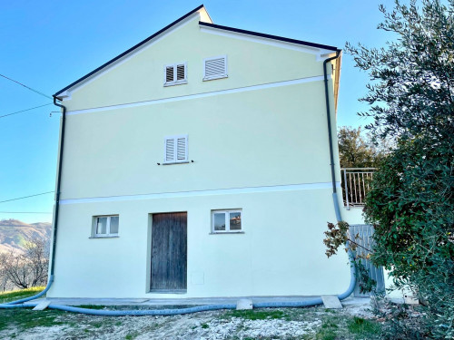 Casa singola in Vendita a Castignano #17
