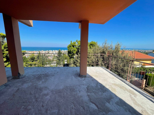 Villa in Vendita a San Benedetto del Tronto #4