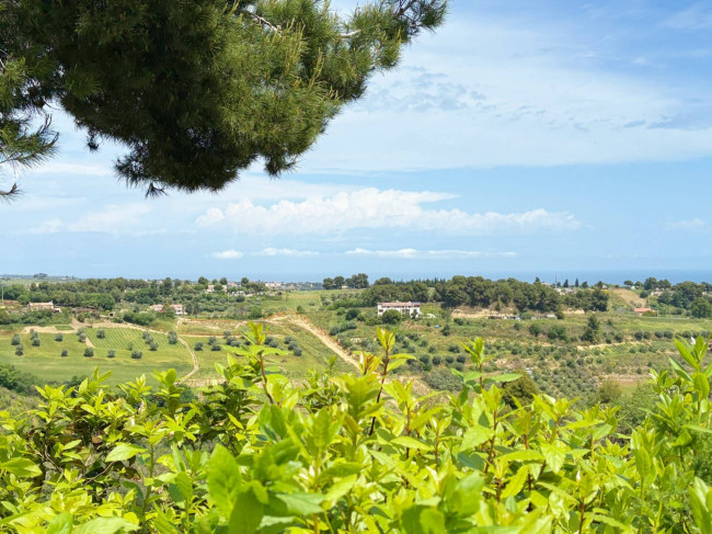 Villa in Vendita a San Benedetto del Tronto #12