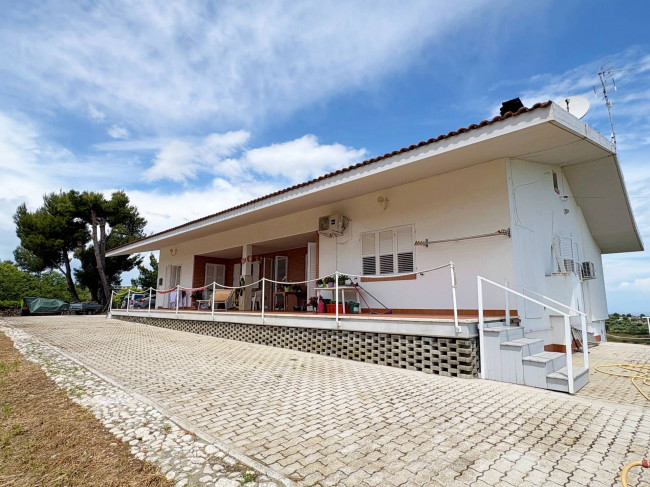 Villa in Vendita a San Benedetto del Tronto #4
